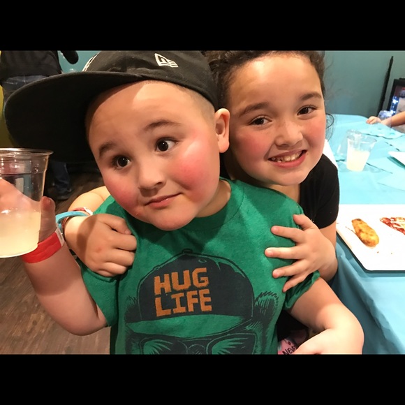 Meet your Posher, Heather - Picture 2 of 4