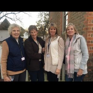 Meet your Posher, Carole