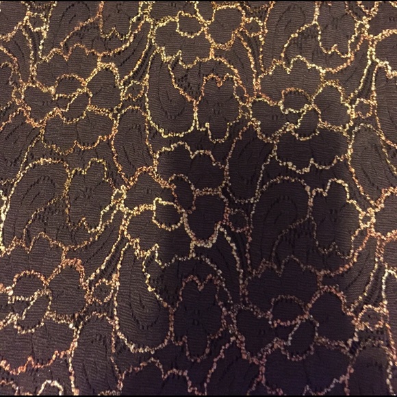 Top - Picture 2 of 3