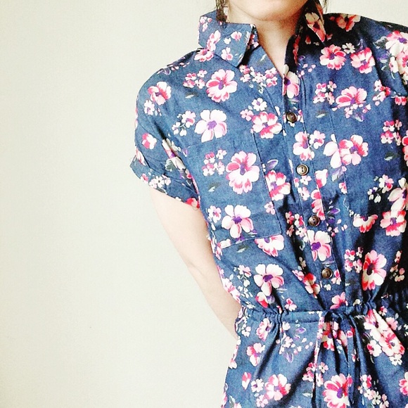 SmilingBear Dresses & Skirts - 5⭐️Floral Denim mini dress