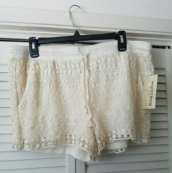 White Lace shorts - Picture 1 of 2