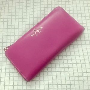 Kate Spade Lacey Wallet w/ tag