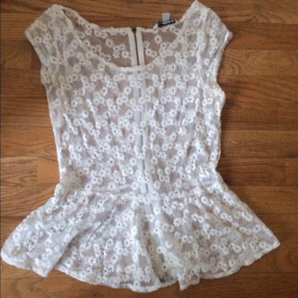 American Eagle white peplum top