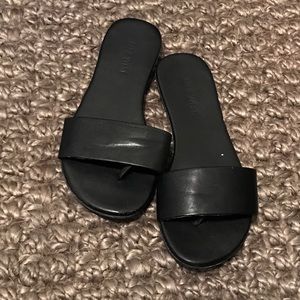 Nine West Black Sandals/Flip Flops/Slides, Size 5
