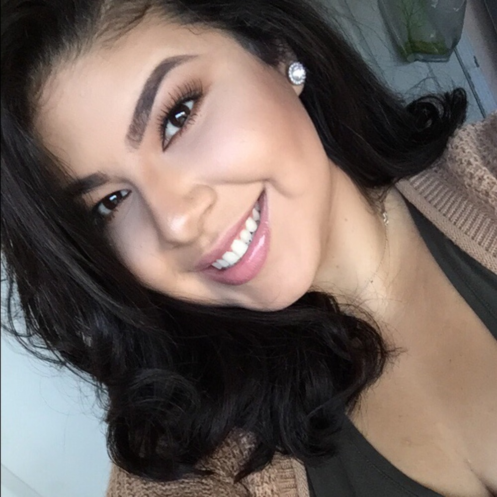 Meet your Posher, Vanessa