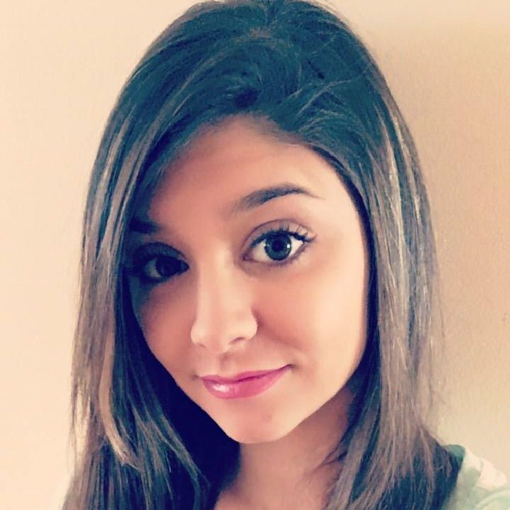 Meet your Posher, Angela