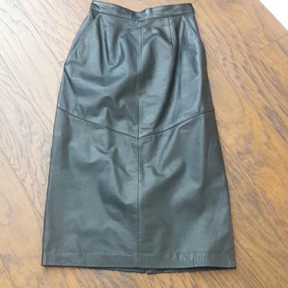 Long leather skirt - Picture 1 of 2
