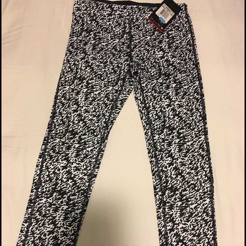 Nike legging DRI-FIT NWT