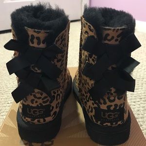 Uggs Toddler Girl Bailey Bow Leopard print