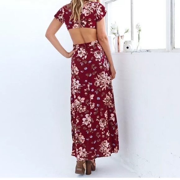 Cut out sides maxi dress - Picture 4 of 8