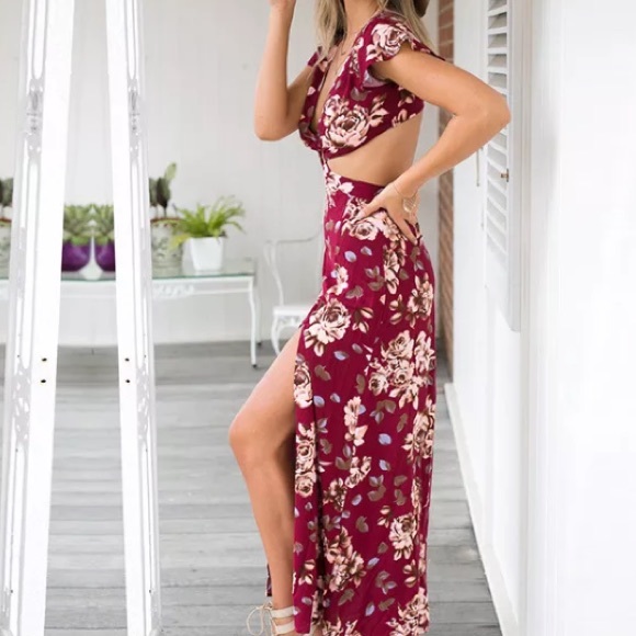 Cut out sides maxi dress - Picture 5 of 8