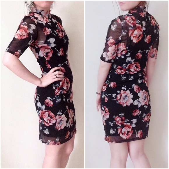5⭐️"Retro Rose" Floral Printed Mesh Mockneck dress - Picture 3 of 8