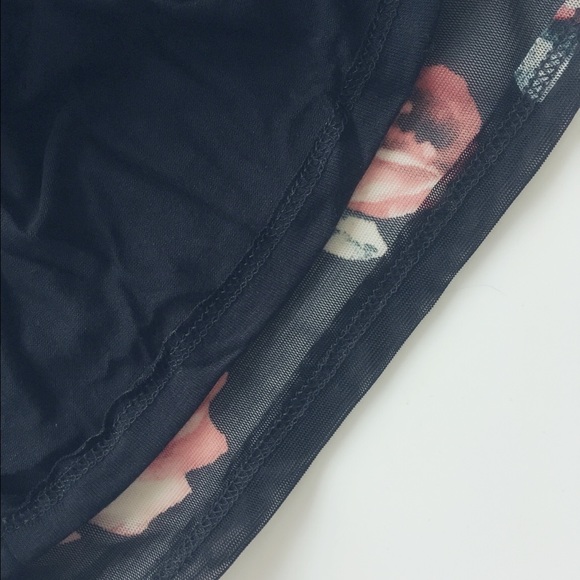 5⭐️"Retro Rose" Floral Printed Mesh Mockneck dress - Picture 6 of 8