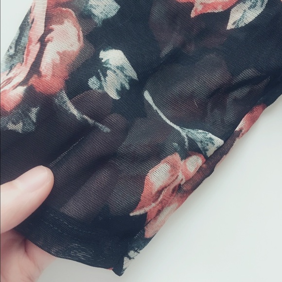 5⭐️"Retro Rose" Floral Printed Mesh Mockneck dress - Picture 7 of 8
