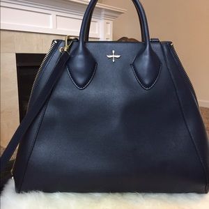Pour La Victoire handbag