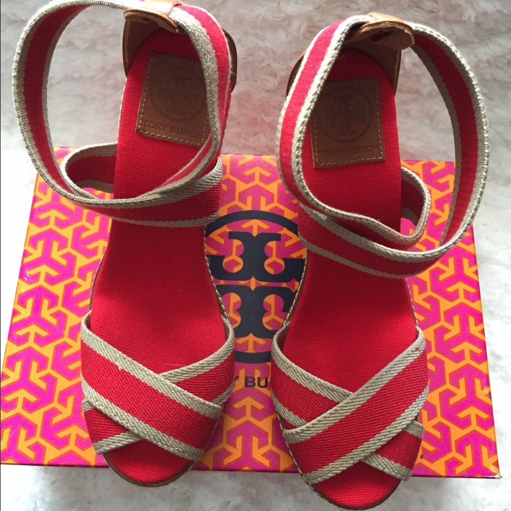 New Tory Burch Andonis wedge sandal  size 8