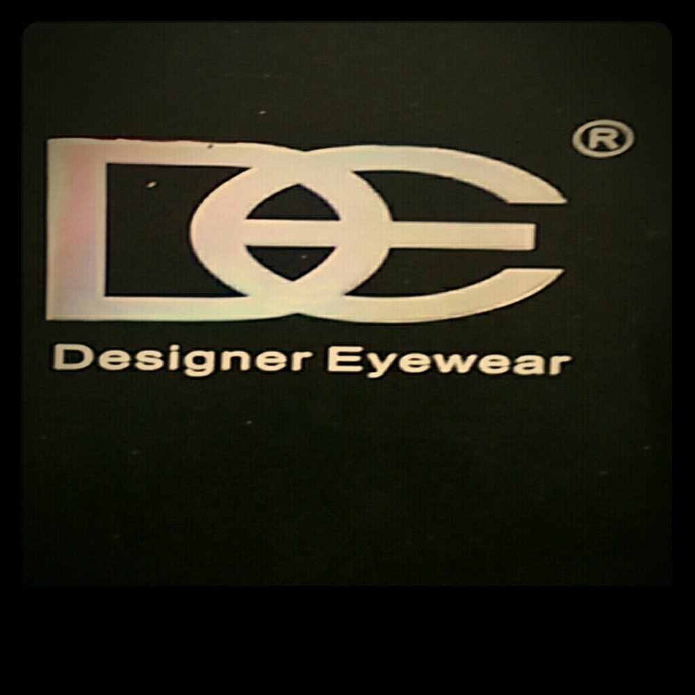 DE woman's sunglasses