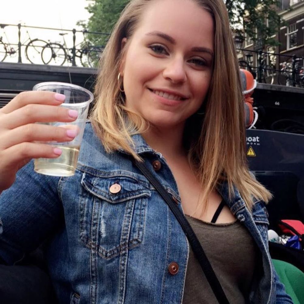 Meet your Posher, Brooke
