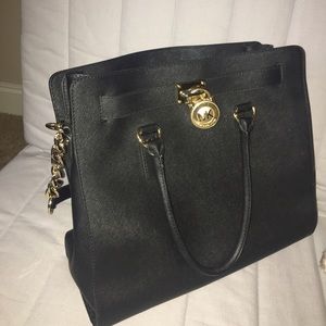 Black Michael Kors bag