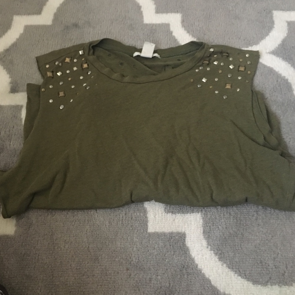 Forever 21 Green muscle tee