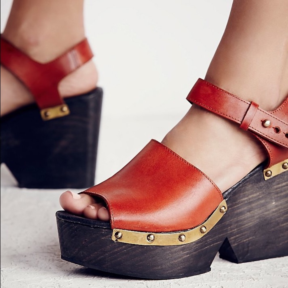 Free People clogs
