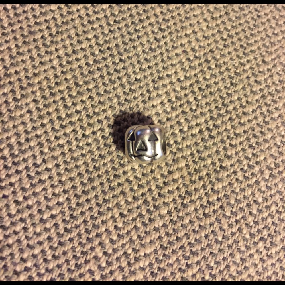 Pandora "Pumpkin" Charm