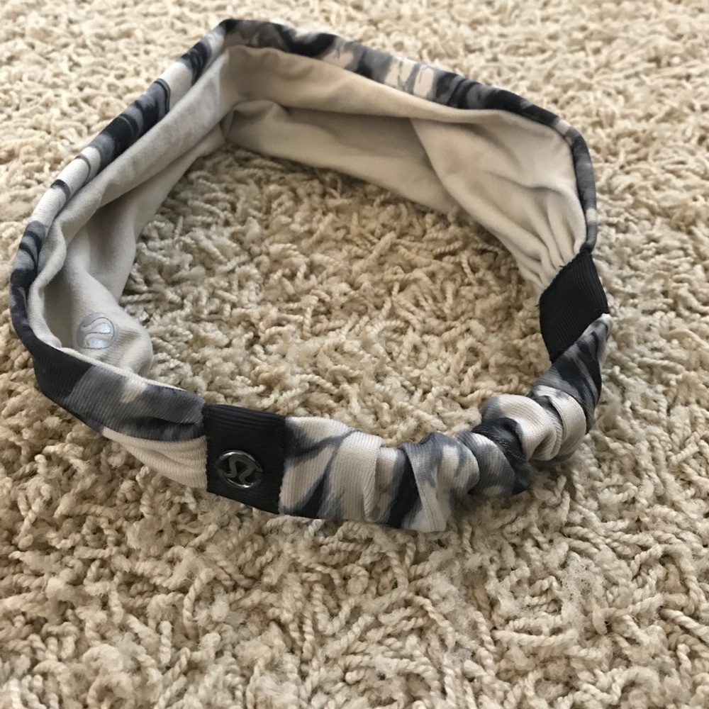 Lululemon headband