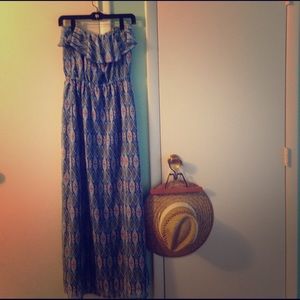 Strapless maxi perfect for the beach