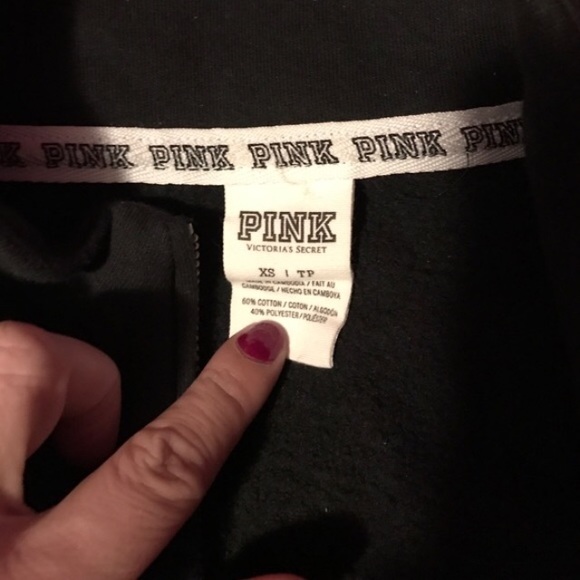 New black XS Victoria's Secret half zip - Picture 2 of 3