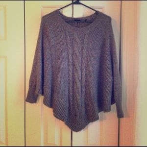 Daisy Fuentes poncho style sweater