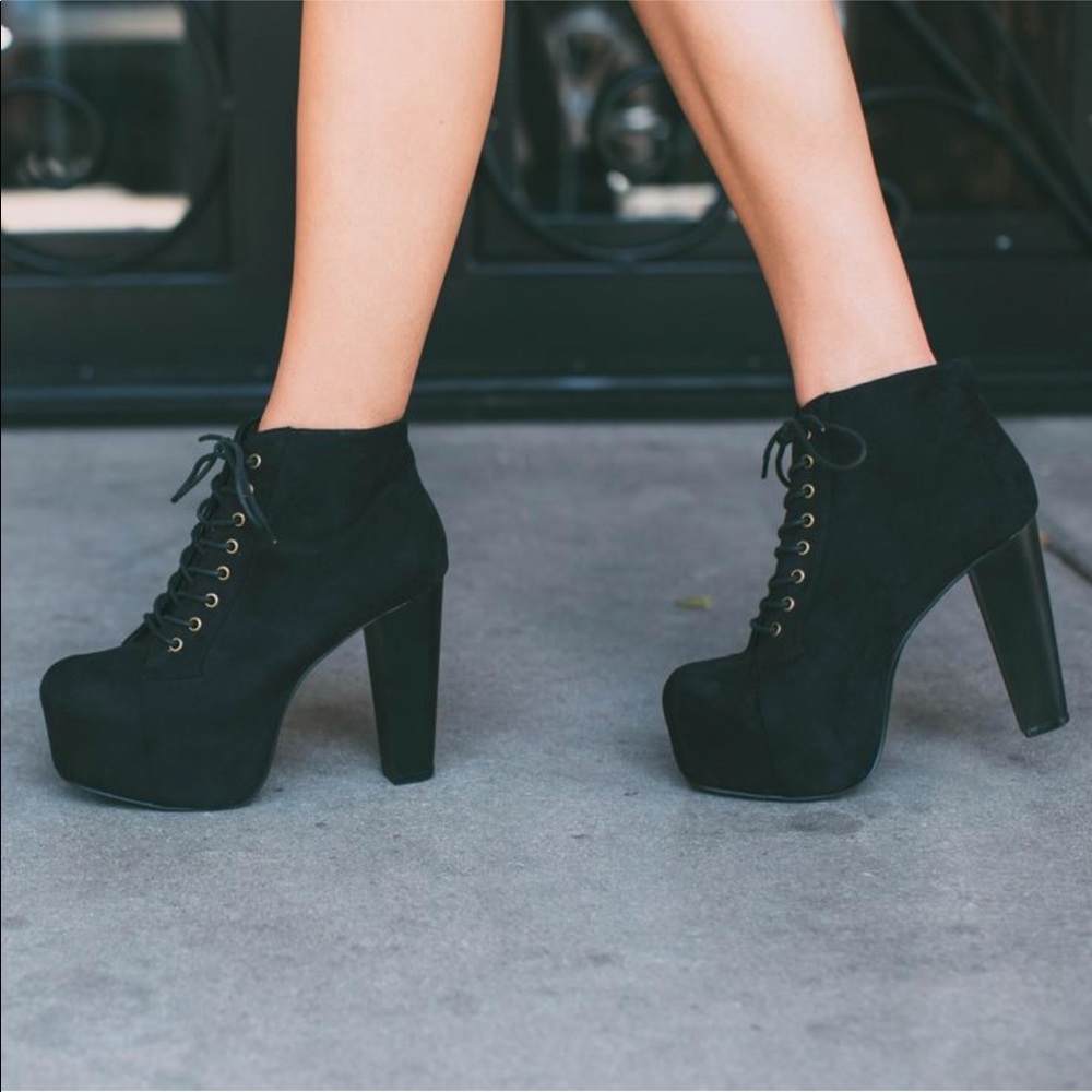 Lace Up Lita Chunky Wood Heel Bootie - Picture 5 of 8