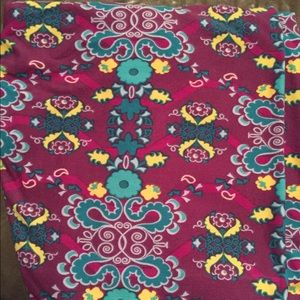 TC LULAROE LEGGINGS BRAND NEW
