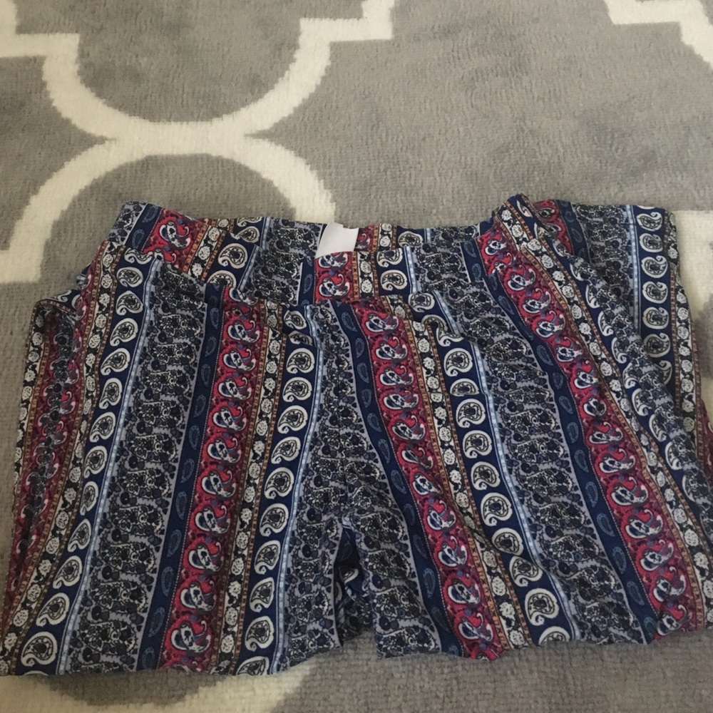 Long printed flowy pants