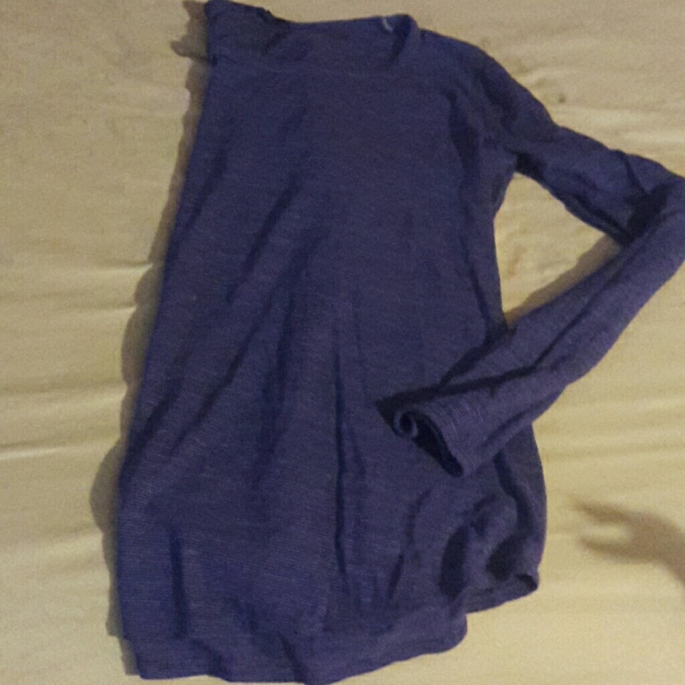 Gap long tee
