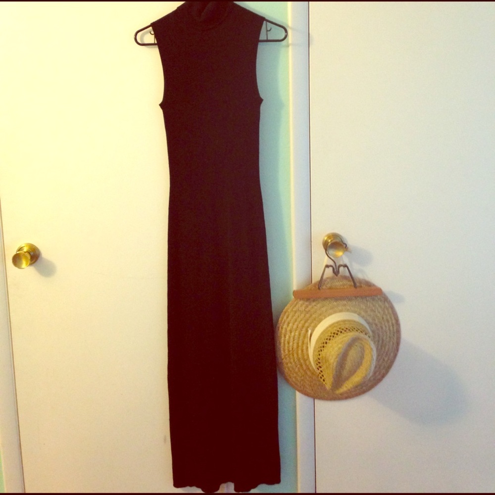 Maxi length, sleeveless black sweater dress