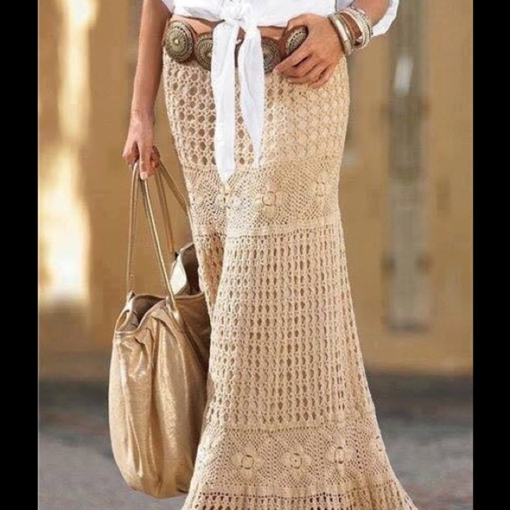 💐☘🎉HP💐☘😘6/14 Cream cotton crochet long skirt