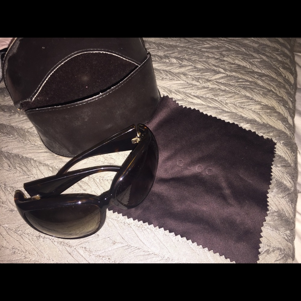 Authentic Gucci Sunglasses GG 3027