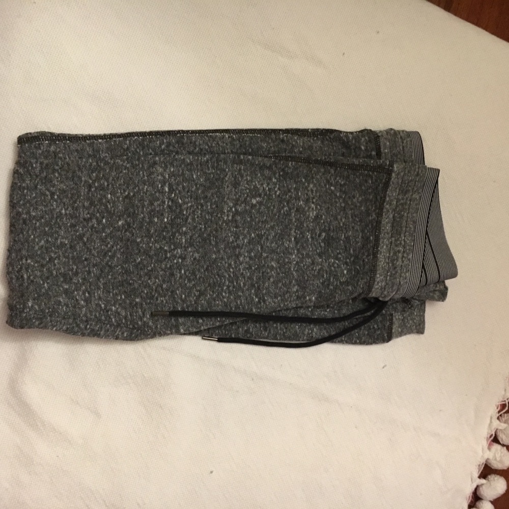 American Eagle Joggers