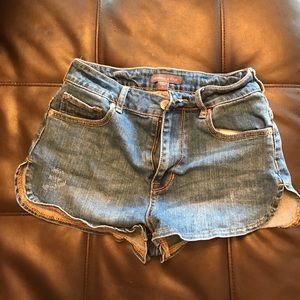 Kendall and Kylie denim shorts!