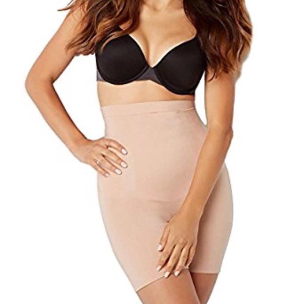 Spanx High Waist Mid size shorts