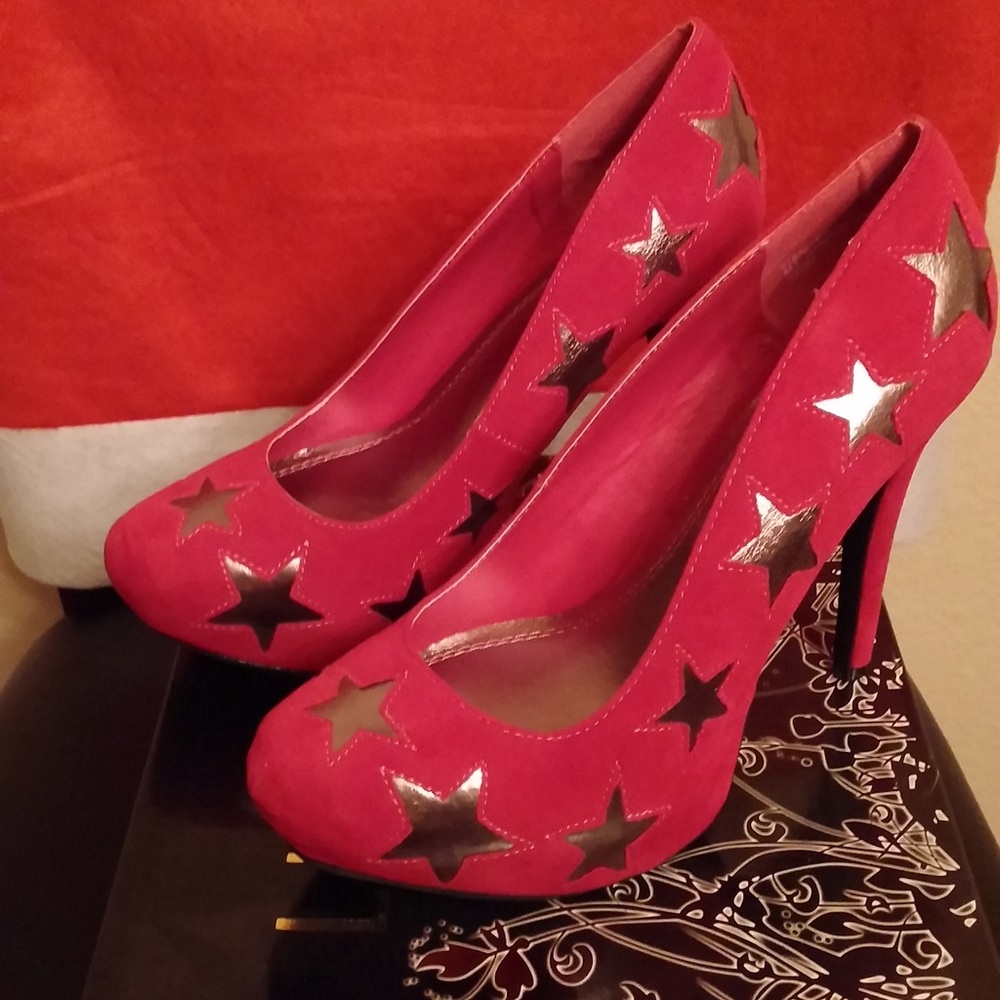 Fuchsia & silver star ⭐️ high heels 👠 size 8.5