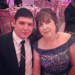 Meet your Posher, Peña