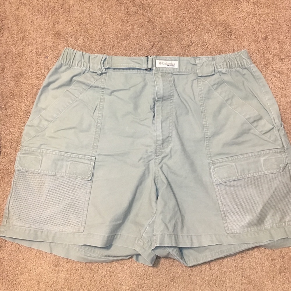 Columbia cargo shorts