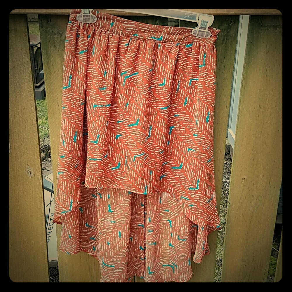 Forever 21 high-low skirt