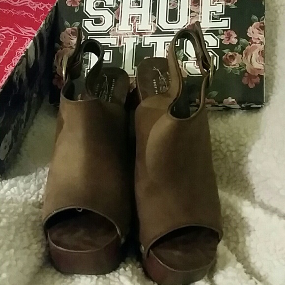 Jeffrey Campbell Shoes - Jeffrey Campbell X Free People Olivia Wedge 8.5