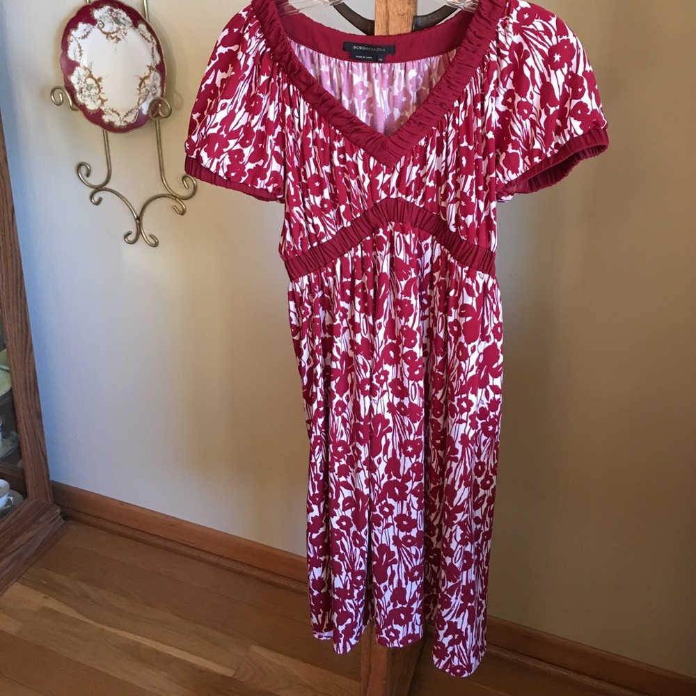 💃🏻💃🏻💃🏻BCBG Maxazria $5