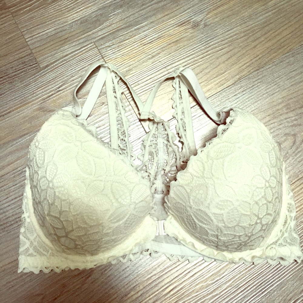 Victoria's Secret Very Sexy PushUp Bra 36D