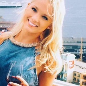 Meet your Posher, Erika