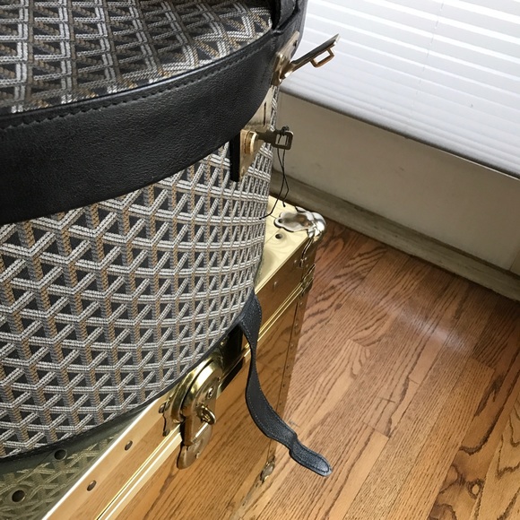 🚫SOLD🚫 AUTH Rare Goyard Hat Box Trunk, Antique - Picture 7 of 8