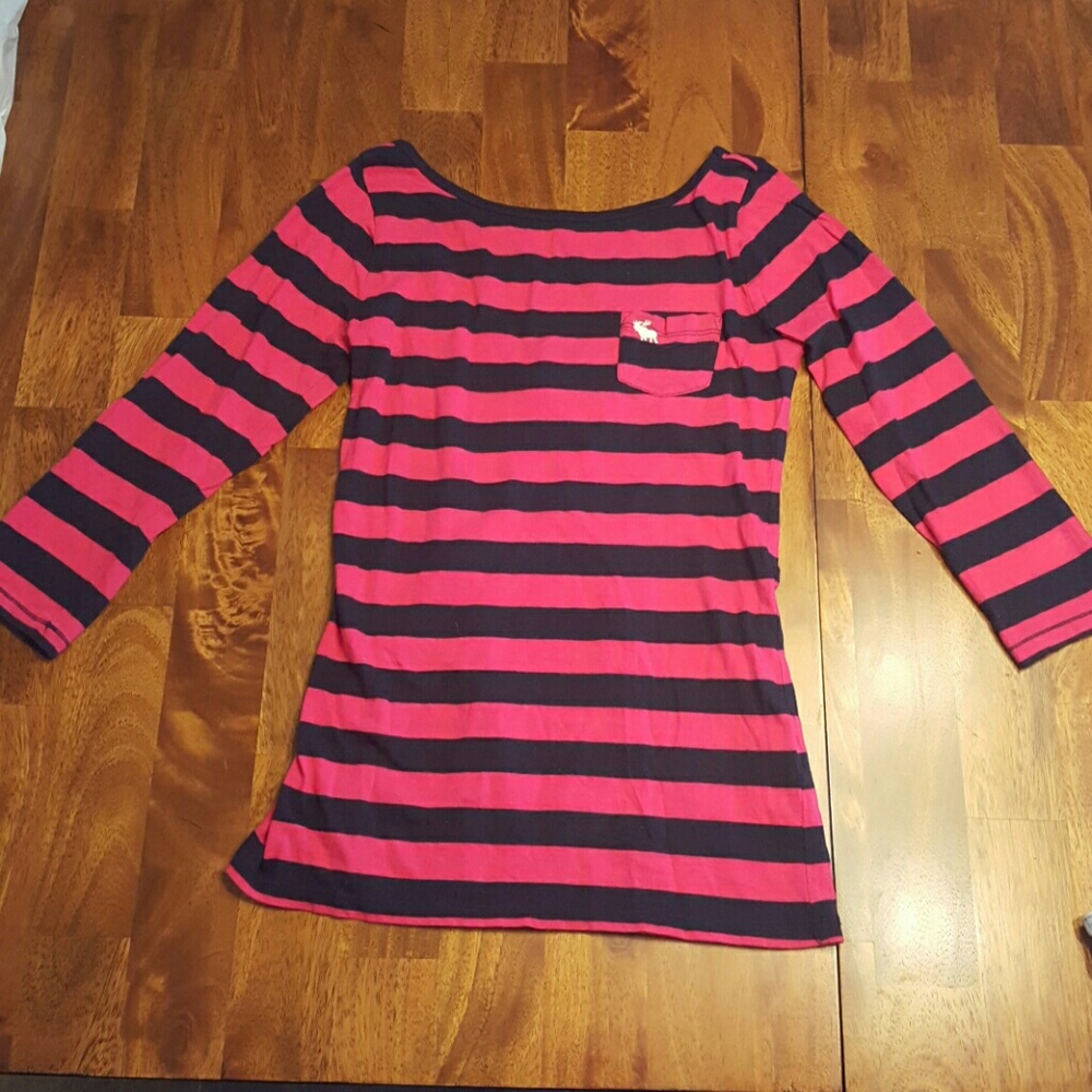 Abercrombie & Fitch 3/4 Length Tee